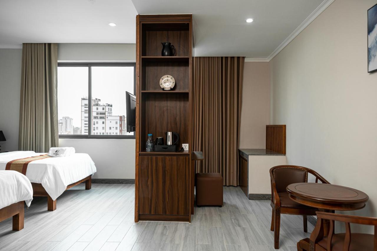 The Onra Hotel Phnom Penh Exterior foto